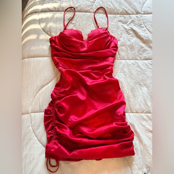 Oh Polly! All For You Ruched Bodycon Satin Mini Dress in Red US Sz 4 - Picture 5 of 14